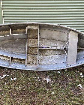 dingy
