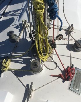 Excess halyards