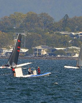 2022 HYC Winterbash Race 1, Multihulls