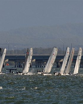 2022 HYC Winterbash Race 3, Multihulls
