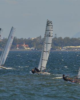 2022 HYC Winterbash Race 3, Multihulls