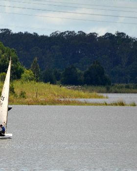 Lake Samsonvale Water Sports Association (LSWSA) 2022 Regatta (Race 1, Sunday)