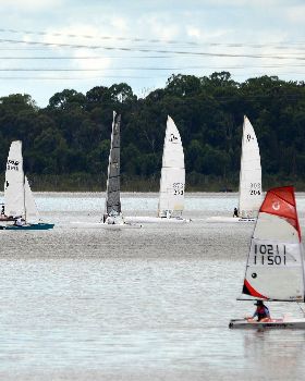 Lake Samsonvale Water Sports Association (LSWSA) 2022 Regatta (Race 1, Sunday)