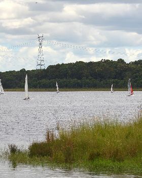 Lake Samsonvale Water Sports Association (LSWSA) 2022 Regatta (Race 1, Sunday)