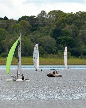 Lake Samsonvale Water Sports Association (LSWSA) 2022 Regatta (Race 1, Sunday)