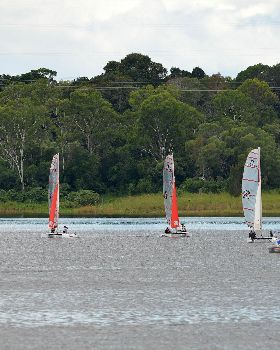 Lake Samsonvale Water Sports Association (LSWSA) 2022 Regatta (Race 1, Sunday)