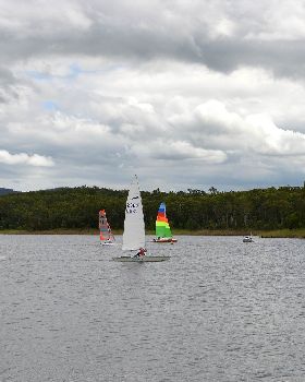 Lake Samsonvale Water Sports Association (LSWSA) 2022 Regatta (Race 1, Sunday)