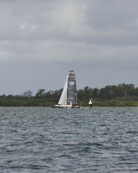 BOSS Racing (Catamaran) 2018 B2G