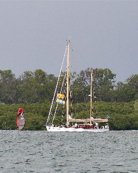 2018 Brisbane to Gladstone Multihull Race Start
