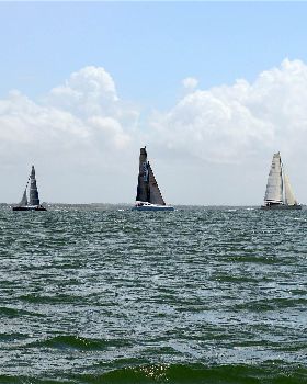 2018 Brisbane to Gladstone Multihull Race Start