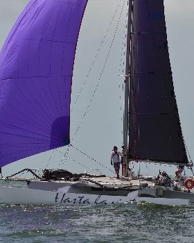 2018 Brisbane to Gladstone Multihull Race Start