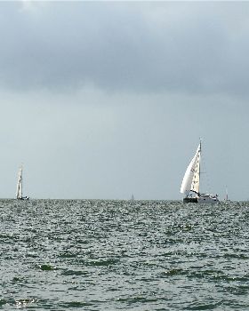 2018 Brisbane to Gladstone Multihull Race Start