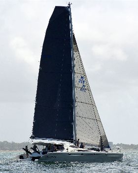2018 Brisbane to Gladstone Multihull Race Start