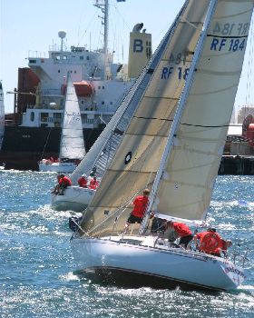 Olfrygt UFO34 at Fremantle Harbour Race 2009