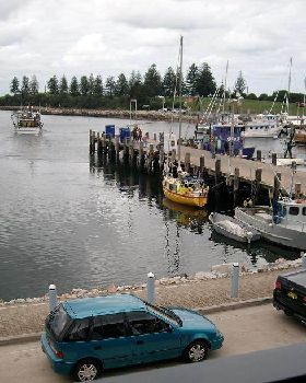 bermagui%20alongside