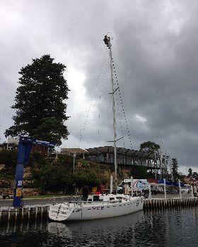 Mast In 001