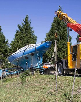 Getting 'round the bend with help from crane