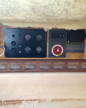 fitted isolator panel 001