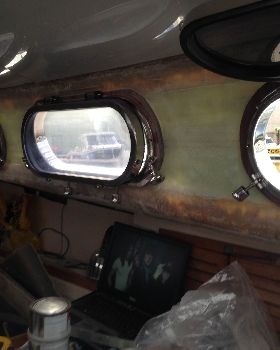 starboard side port lights 001