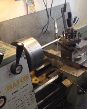 Reducing the SS pivot rod.