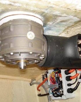 Anchor winch electrical side