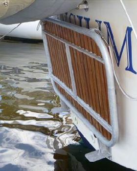 L374-38-Island-Packet-38-Cutter-Swim-Platform-Stored-59