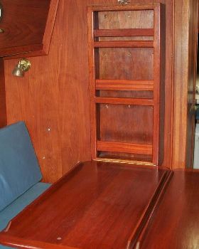 cabin-table