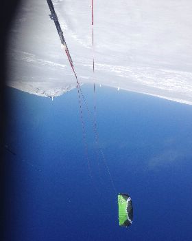 Falls in 40knots