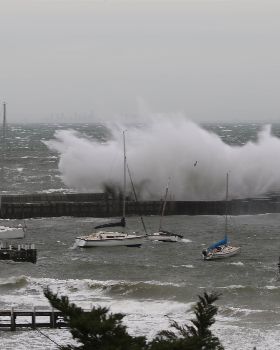 This was a bit further down the bay about an hour later. that was a fun day, thats for sure.