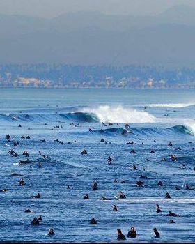 Crowded surf