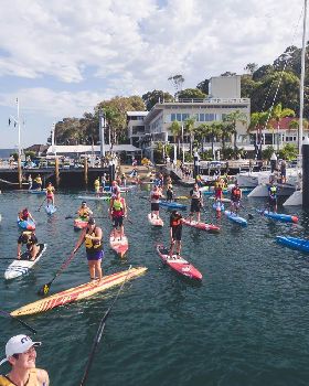 SUP Fest group start