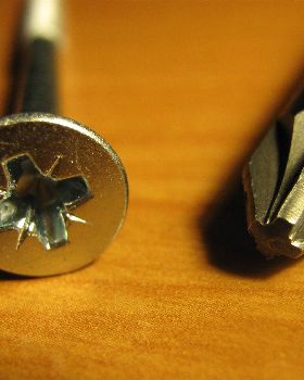 POZIDRIV screwdriver and screw