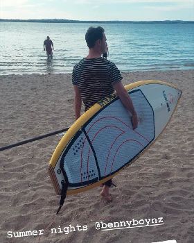 Stand Up Paddle