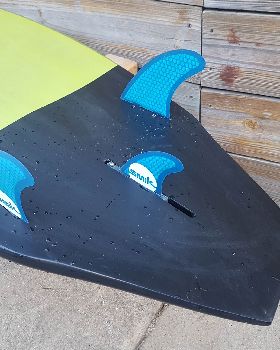 Tail