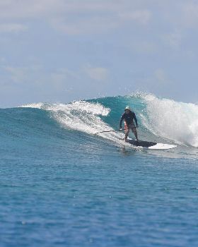 Maldives SUP Surfing