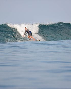 Maldives SUP Surfing