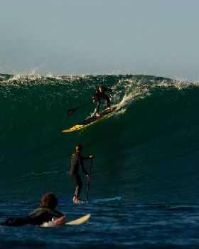noice board on a noice wave