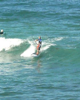 Fun in the wind. Northern reef break Perth
