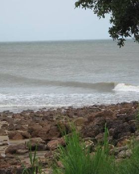 Cyclone Ellie Waves