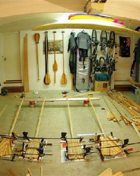 Paddle building 009