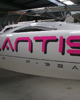 VOLANTIS 004