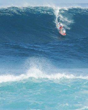 Slater drops bomb