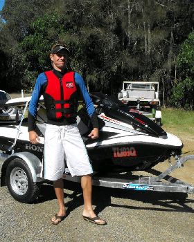 Ray Support Boat Driver
