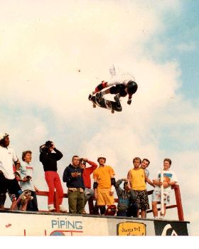 hawk nosegrab torquay april '87131
