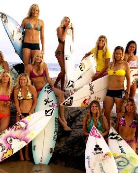 surfer-girls-0907-po04