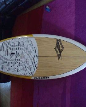 Naish 9' Hokua