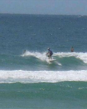 PB140032 (Small)