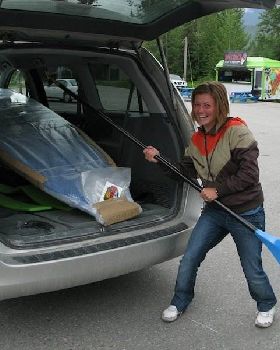 blue paddle girl