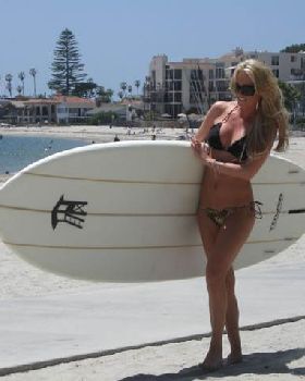 tower-sup-girl