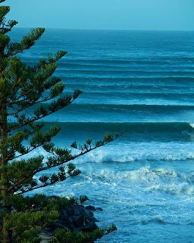 Big swell at Kirra